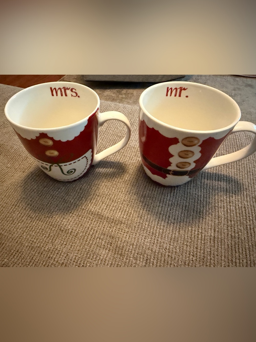 Pfaltzgraff Mr. & Mrs. Red Holiday Ceramic Mug Pair